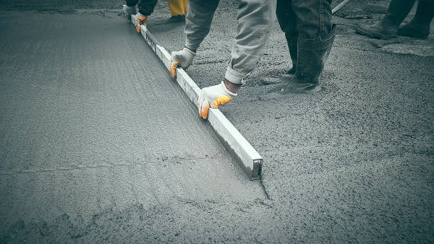 Best Concrete Walkway Installation  in Nappanee, IN